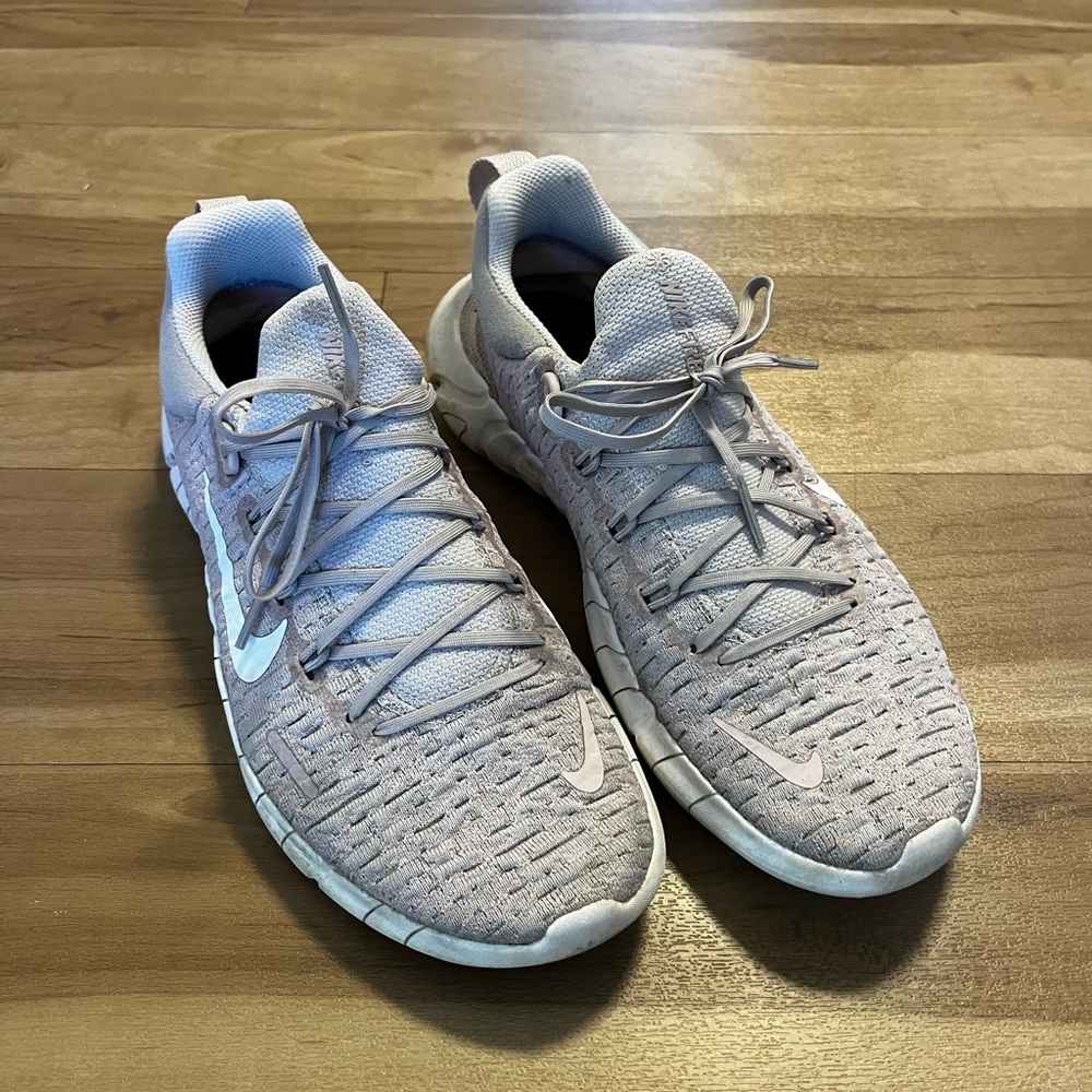 Nike Women’s Lightweight Running Sneakers - Light Pink, Size 9